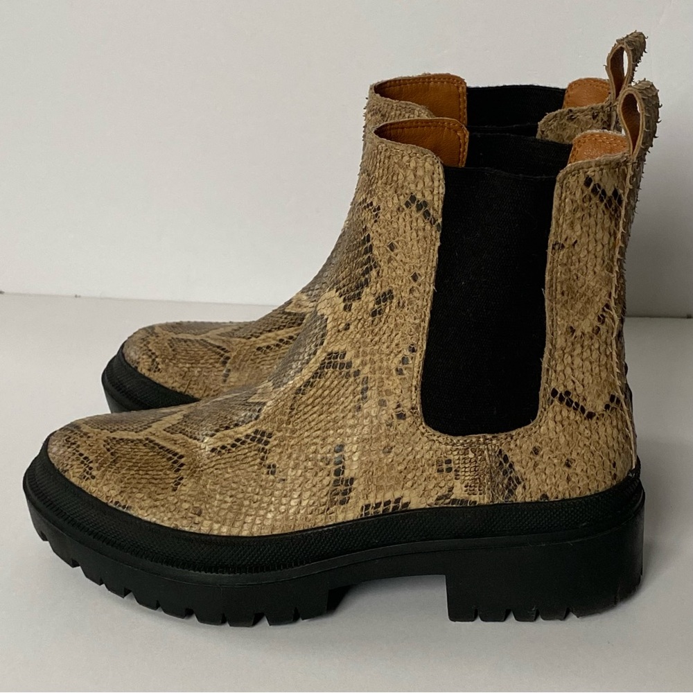 Lucky Brand Ellerey Chelsea Boot Size  8.5 Chunky Snakeskin Brown EUC Natural